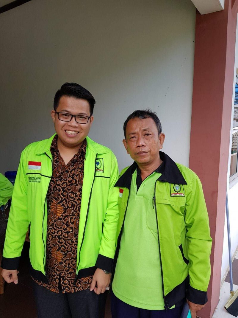 N.B.Foto:ket//Ketua Umum DPP SBSI 1992 Gunawan(kiri) dan Ketua Bidang Penelitian, Pengembangan dan Pengkajian Organisasi DPP SBSI 1992 Pusat Darmawan Yusuf, SH., SE., M.Pd⁹0, MH., CTLA., Med(kanan)