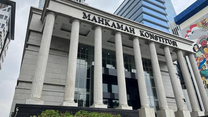 GEDUNG MK