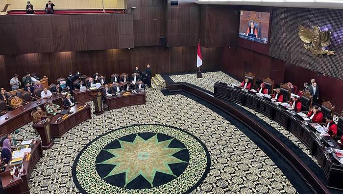Sidang MK