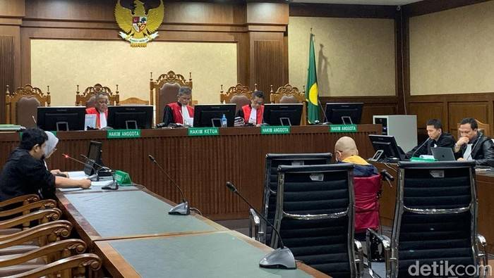 Sidang Mantan Marketing PT.Tinindo Internusa, Fandy Lingga