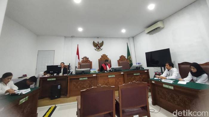 Sidang Praperadilan Asrul Azis